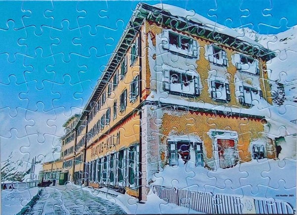 Pilatus Kulm Hotel im Winter – 88-teiliges Puzzle