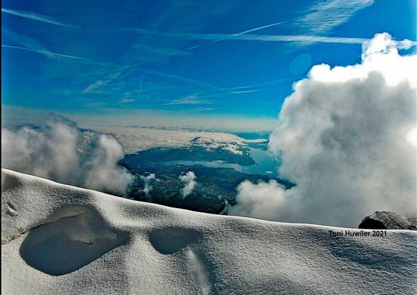 Schnnee und Wolken