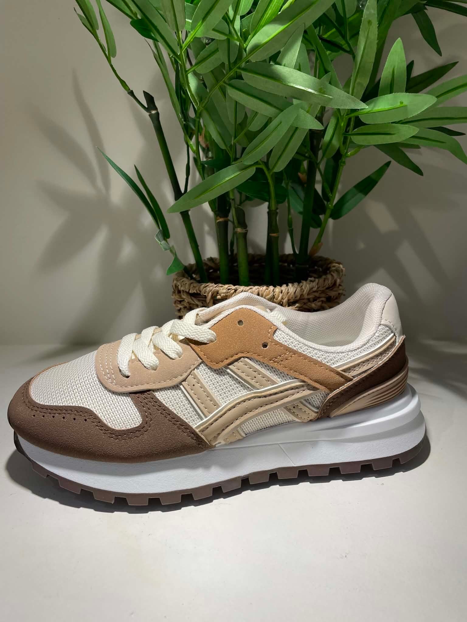 Bruine/Camel sneakers