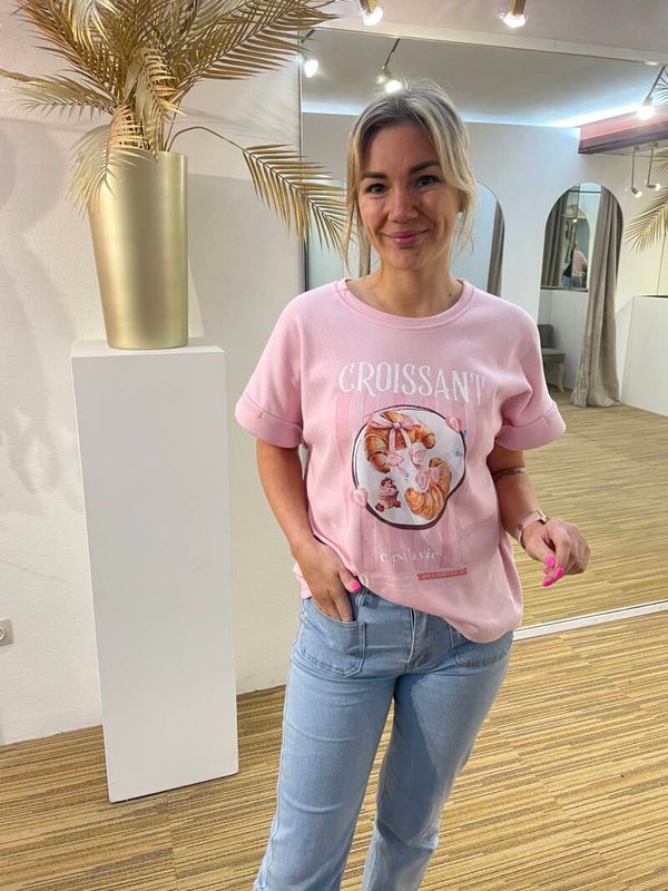 Roze croissant t-shirt