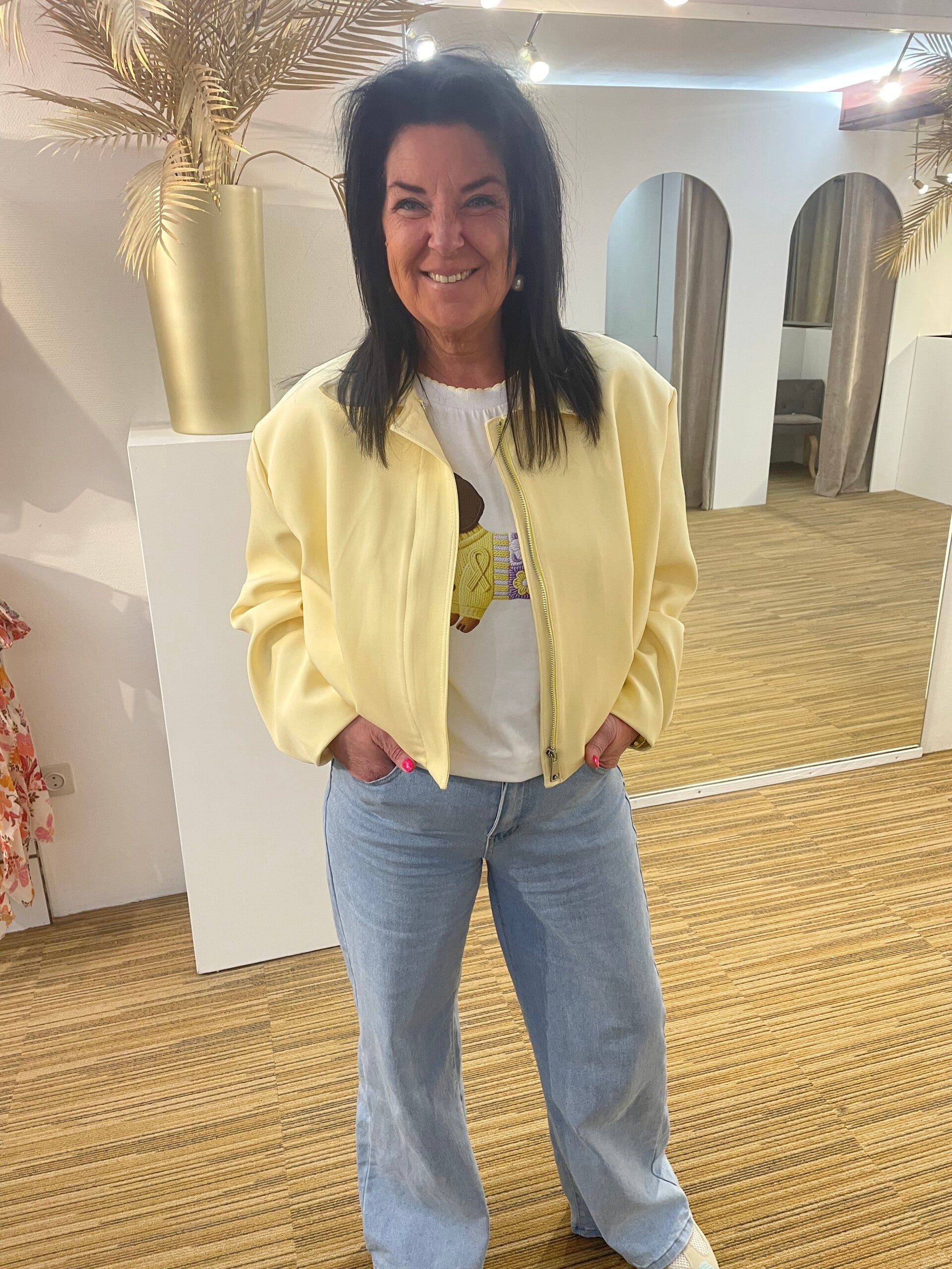 Bomberjasje boter geel