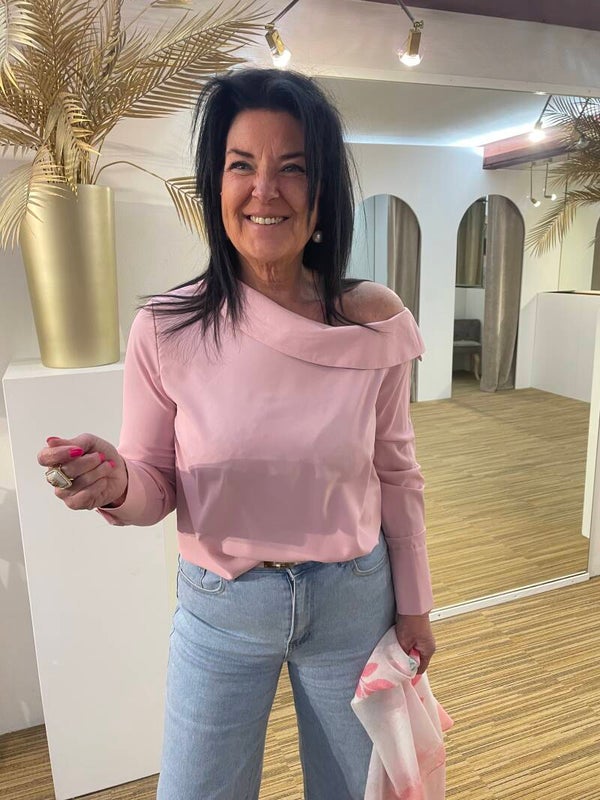 Roze off shoulder bloes