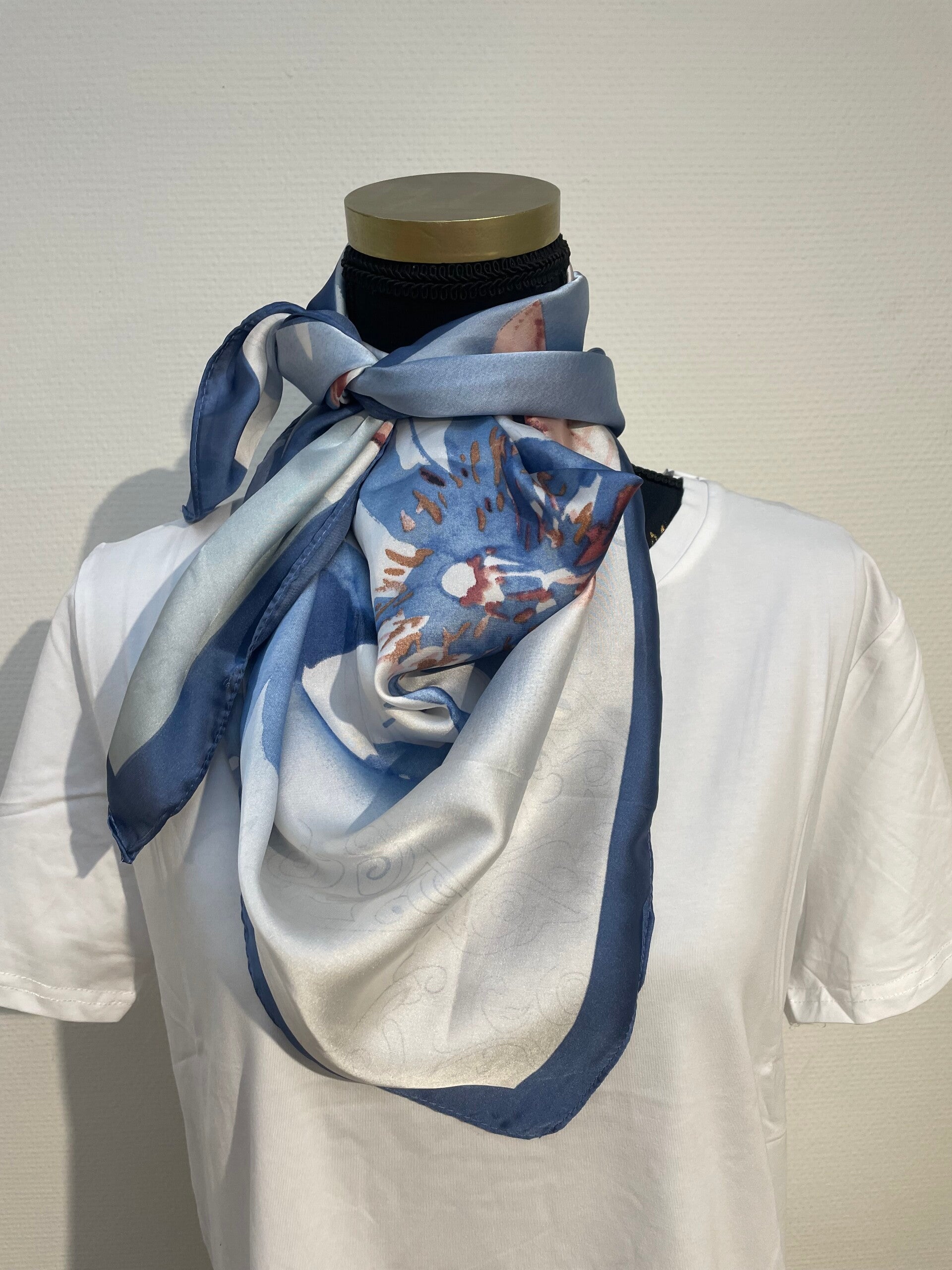 Kleine vierkant sjaal blauw 5