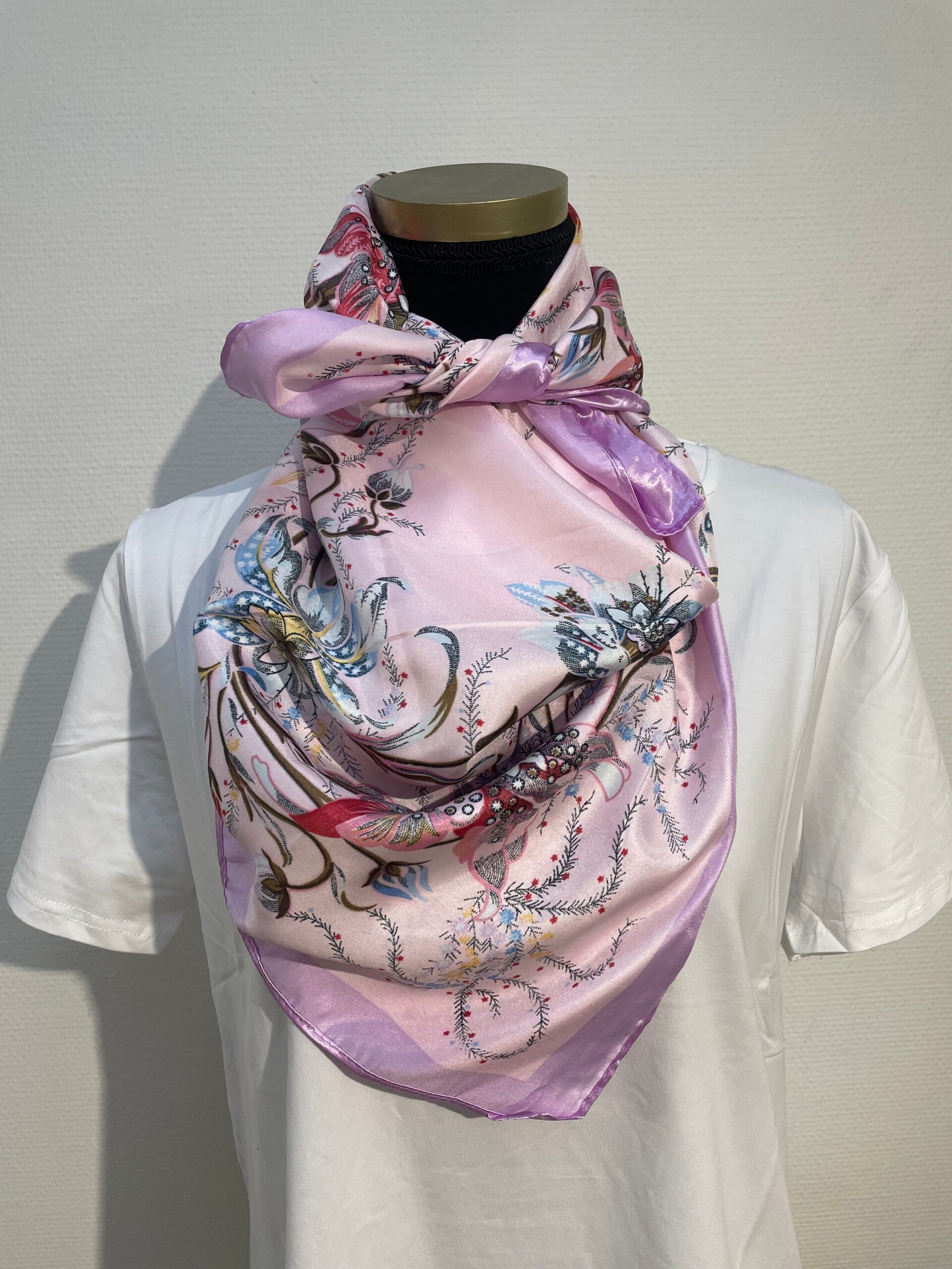 Klein vierkant sjaal lila 4