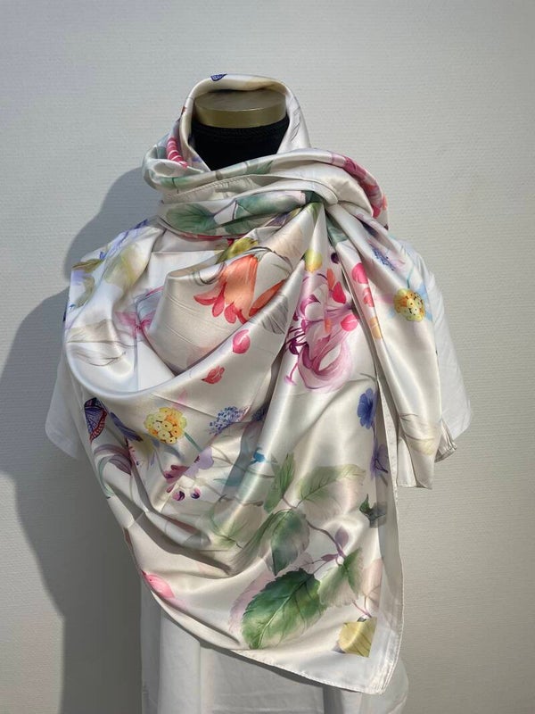 Vierkante sjaal wit met gekleurde bloemen