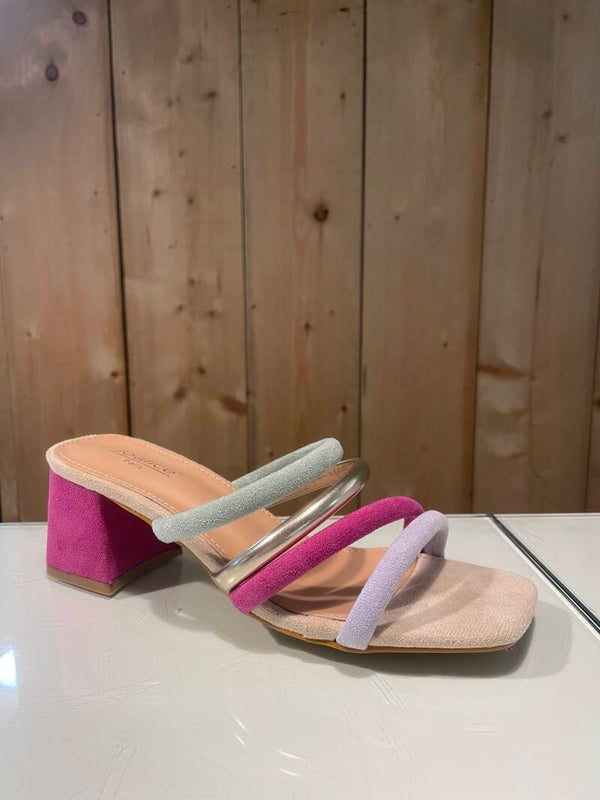 Multicolor hakje