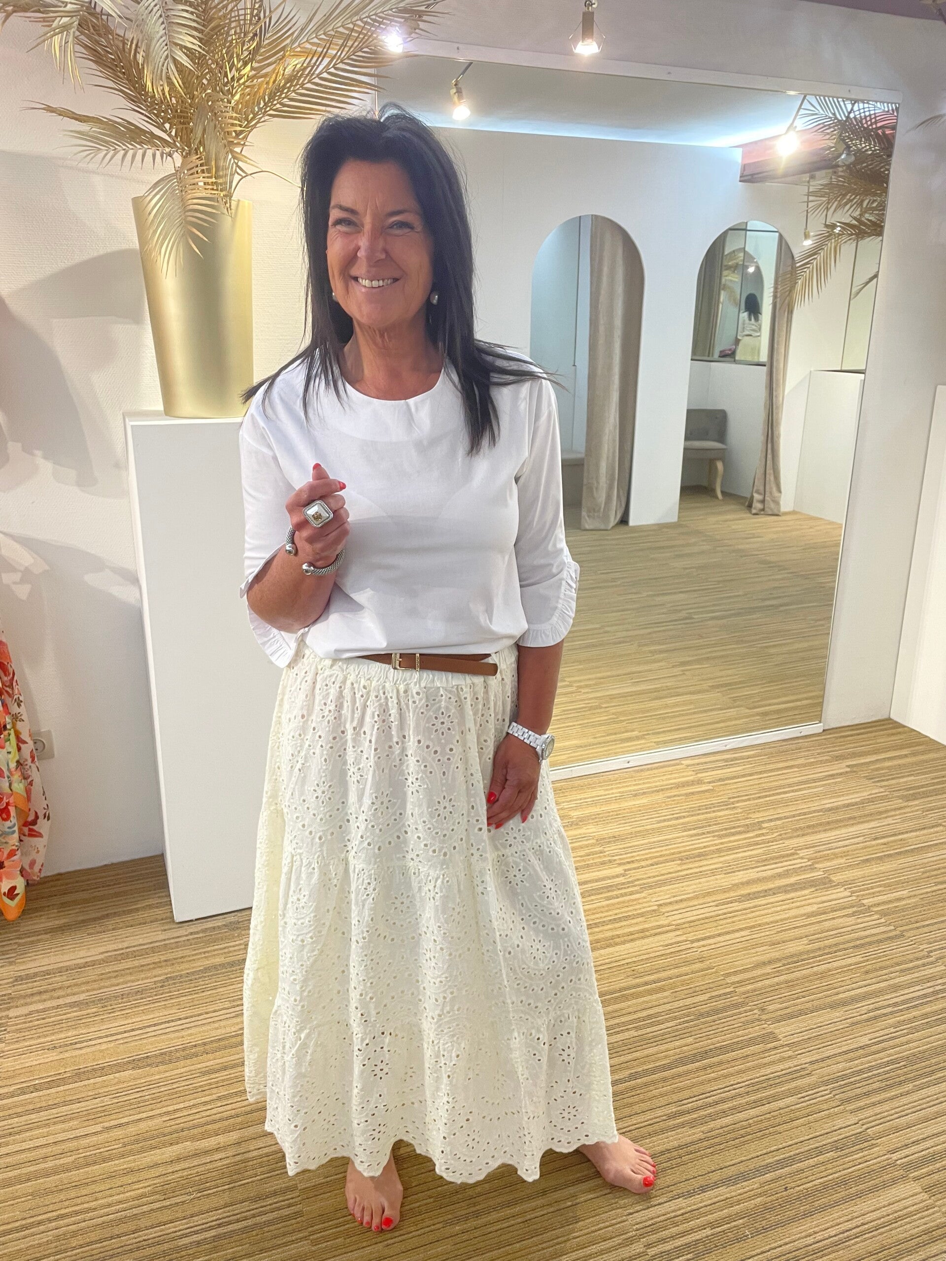 Broderie rok boter geel