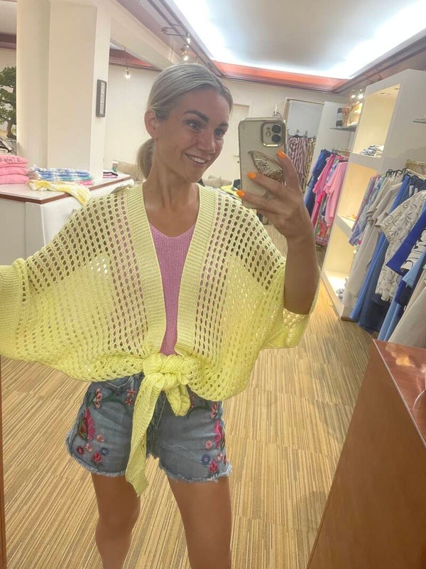 Geel gehaakt gilet
