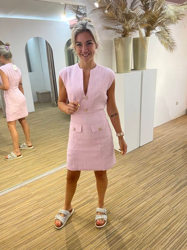 Klassiek kleedje roze