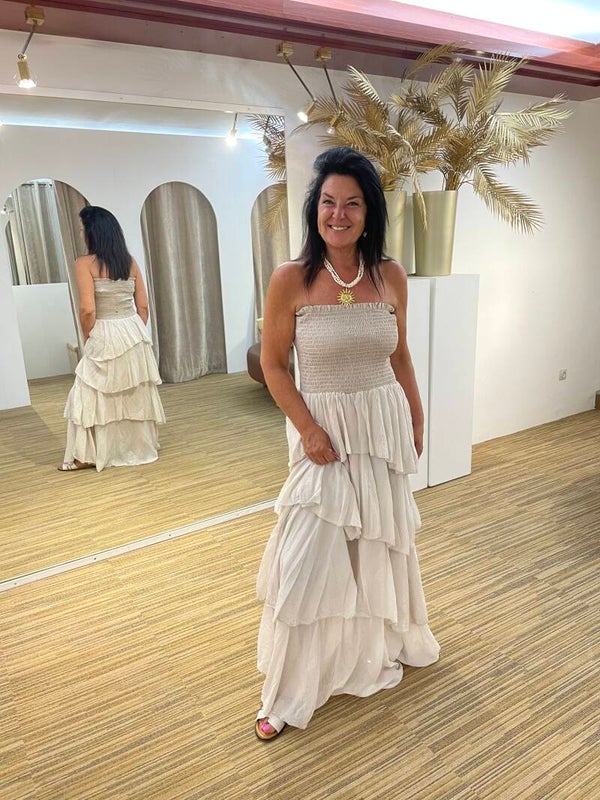 Spaanse Beige kleedje