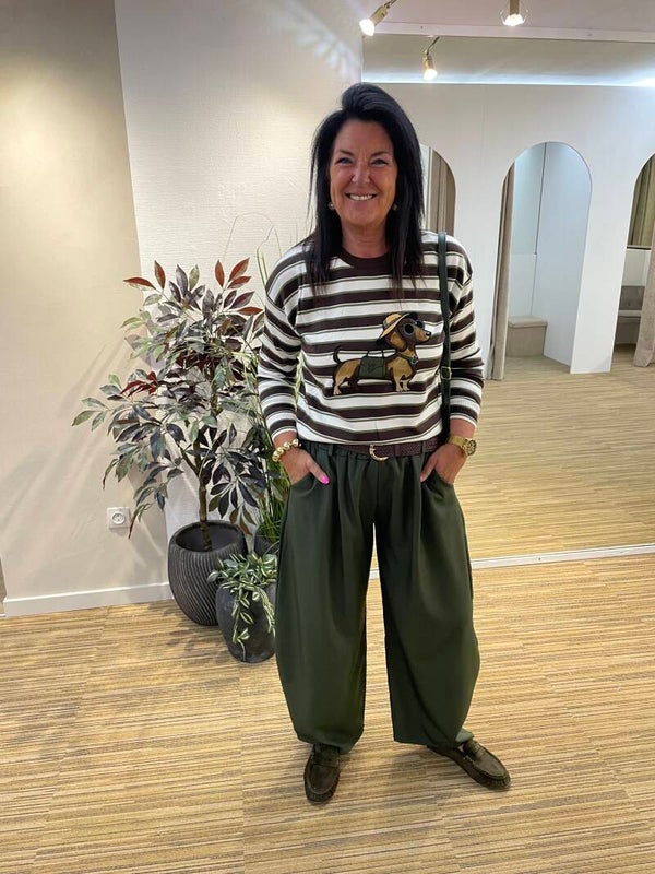 Kaki trui met teckel
