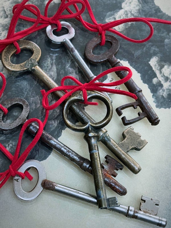 Randomly Chosen Opportunistic Skeleton Key