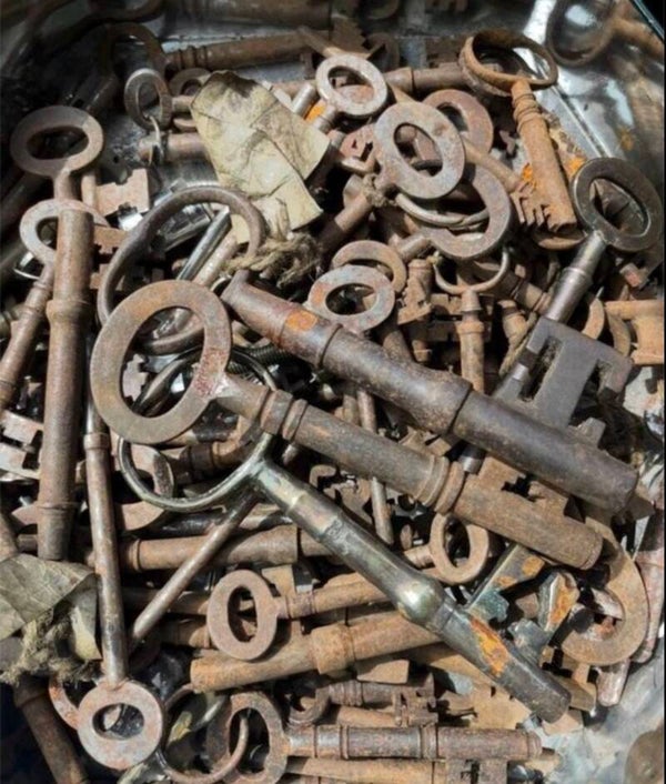Antique Skeleton Key | Vintage Iron Key | Rustic Gothic Decor | Genuine Old Lock Key | Curiosity Cabinet | Dead Curious Oddities