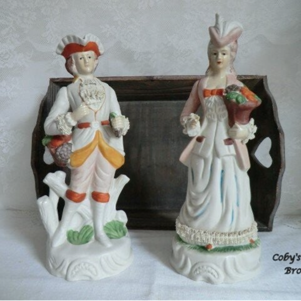 Klassieke biscuit porseleinen beeldjes