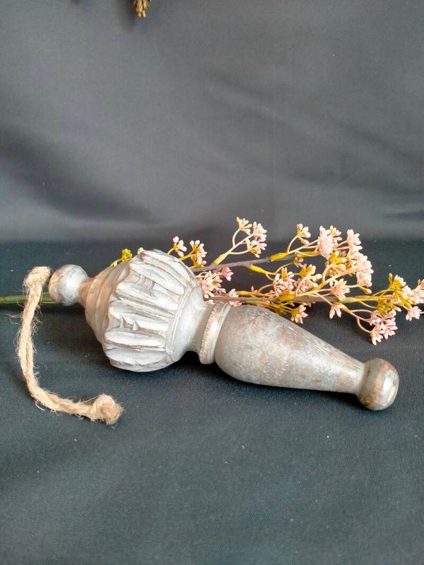 Houten toefhanger vintage silver