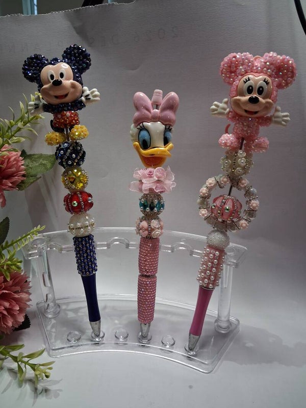 Mickey and minnie and daisy 💖