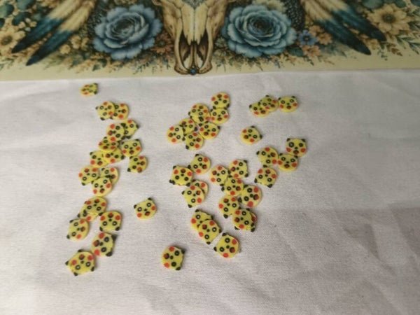 Pikachu-pokemon clay pieces