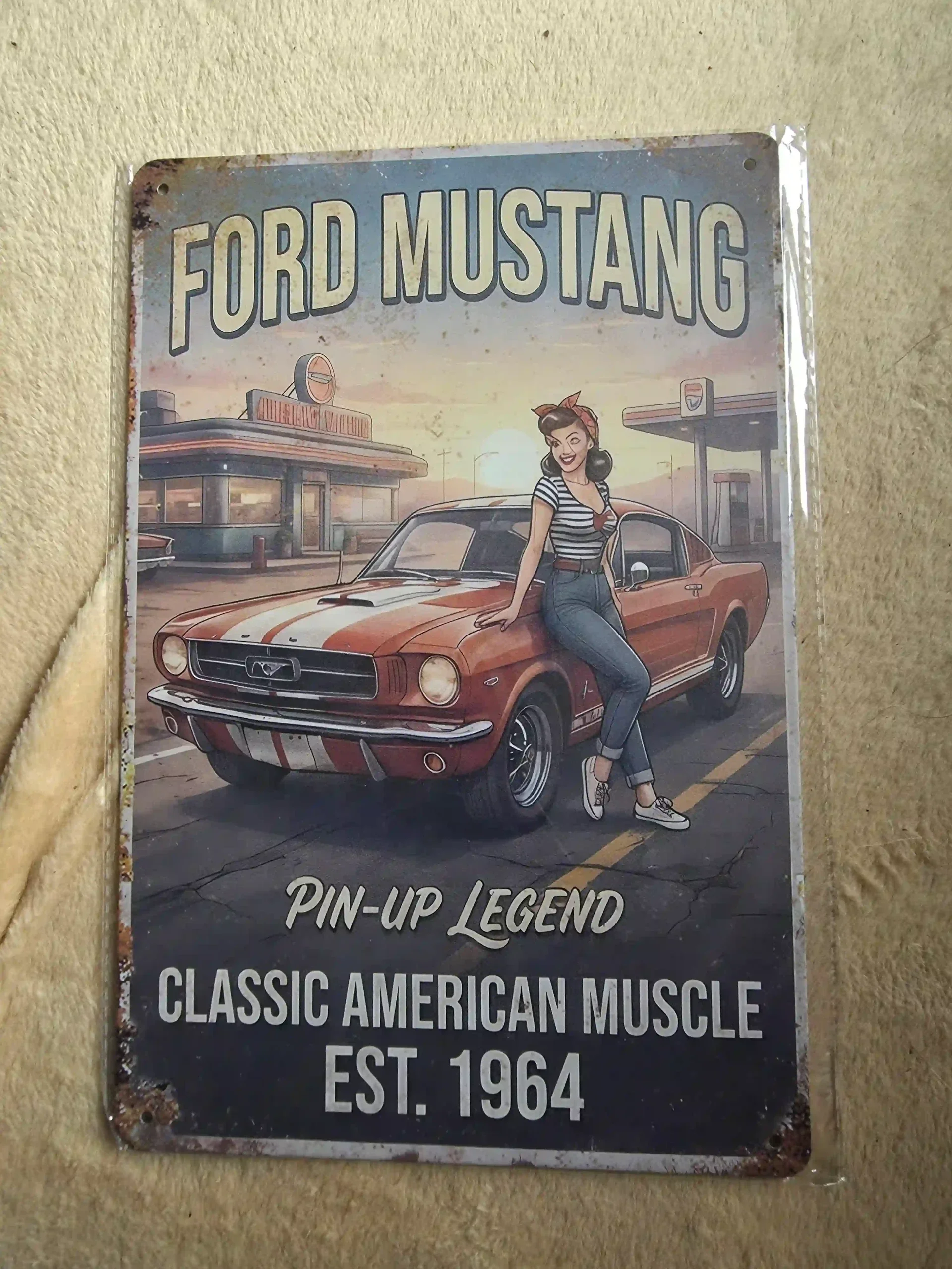 Reclamebord Ford Mustang Pin-Up Legend 20x30 cm
