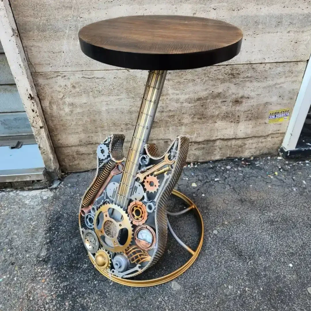 Industriële Bijzettafel Gitaar Handgemaakt