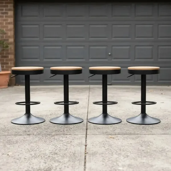 Set van 4 Industriële Barstoelen - Zwart & Hout
