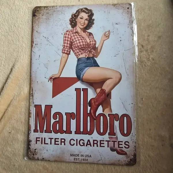 Tweedehands Reclamebord Marlboro Pin-Up 20x30 cm