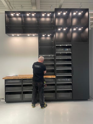 Möbelmontage und Küchenmontage in einem Laden