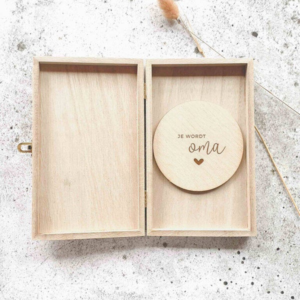 Je wordt oma – houten kistje met houten cirkel