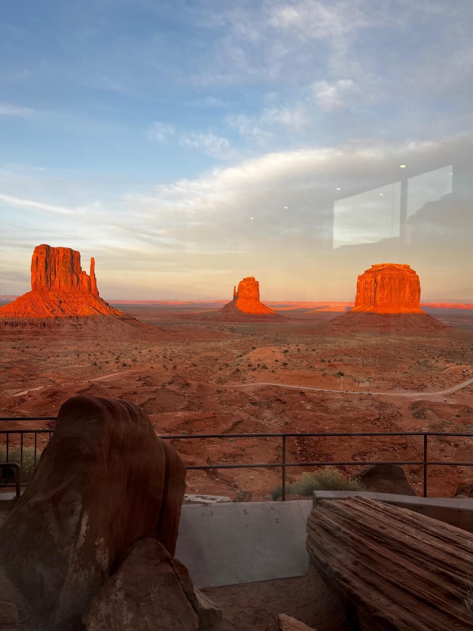 Paysage desertique et territoire traditionnel des Nations Autochtones de l'Ouest americain