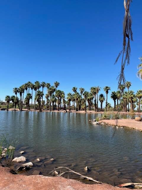 Alt= papago Park lagoon à Phoenix 