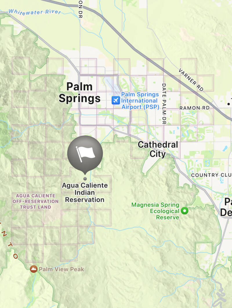 alt= Carte de la réserve tribale Agua Caliente à Palm Springs montrant les terres tribales au cœur de la ville