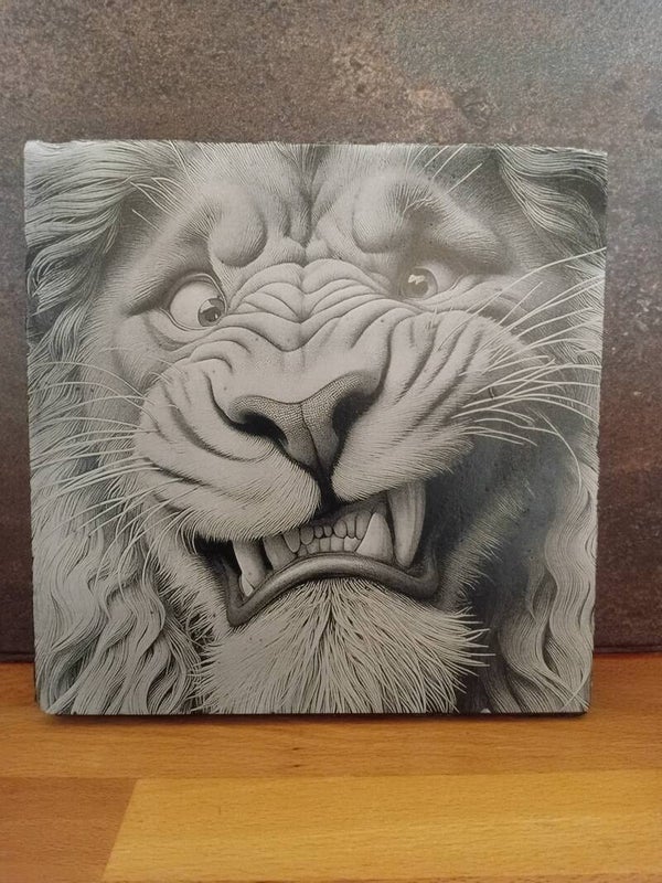 Lion Dalle béton 20x20