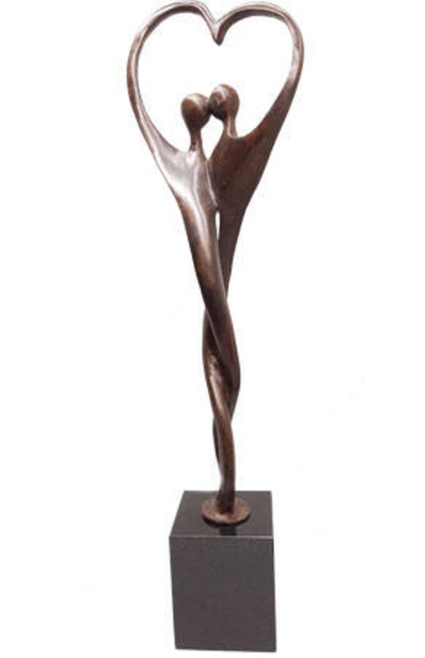 Bronzen sculptuur “Liefdeskus”