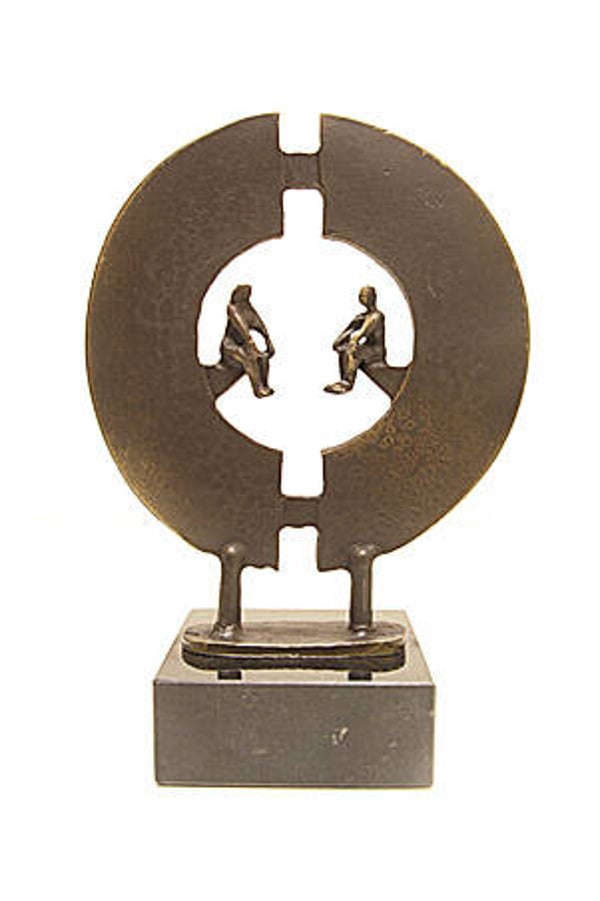 Liefdes sculptuur “A good connection”