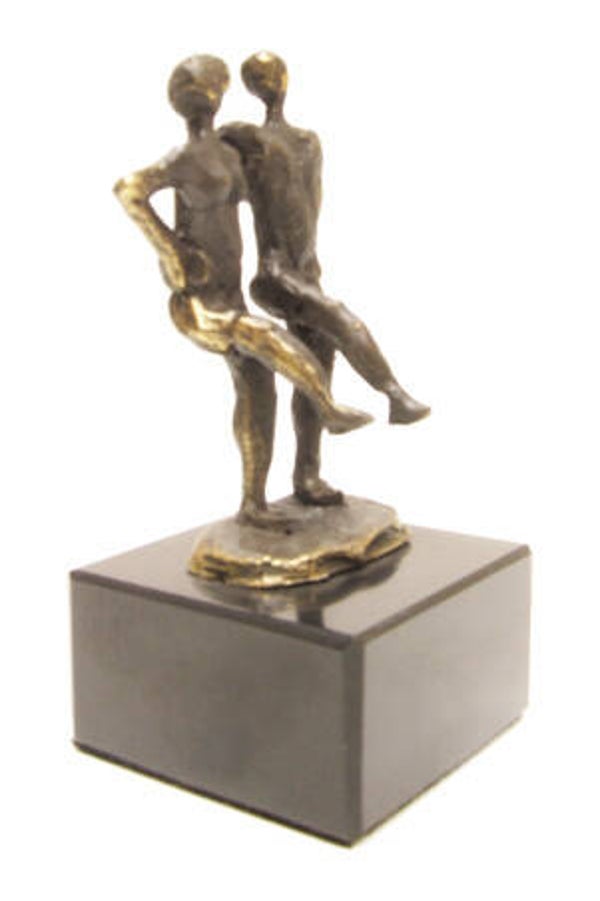 Sculptuur “Samen de grote stap nemen”