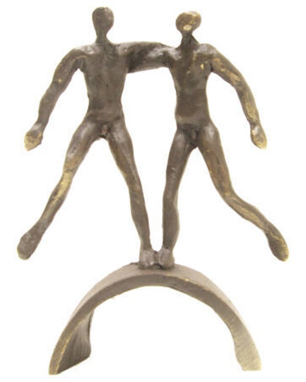 Sculptuur “Overbrugging”