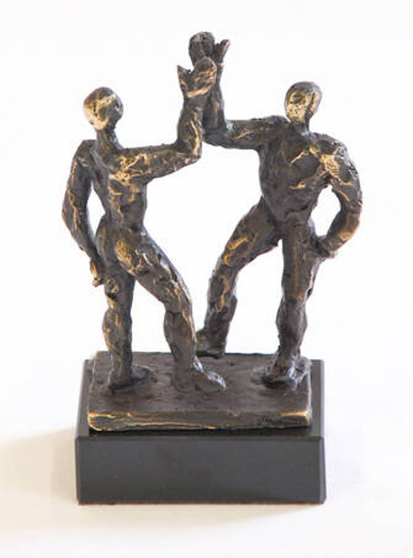 Zakelijk sculptuur “High Five”