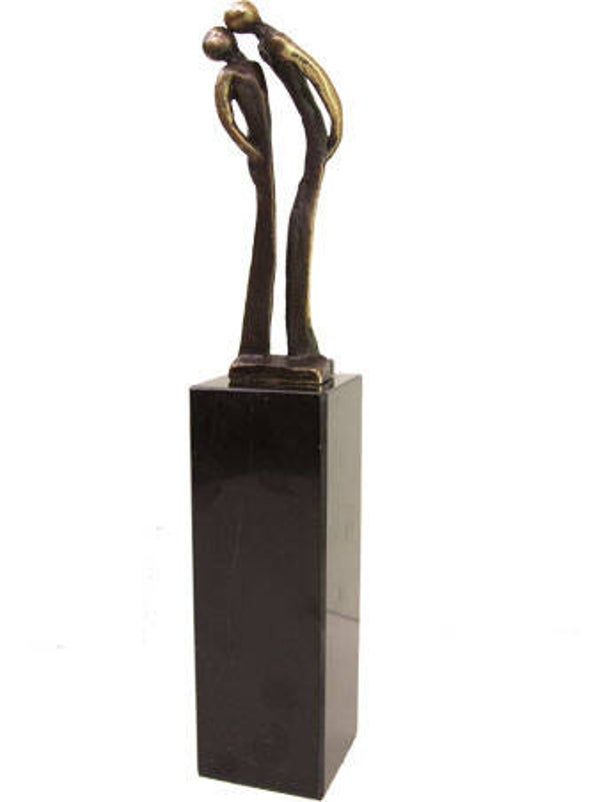Liefdes sculptuur “De kus”