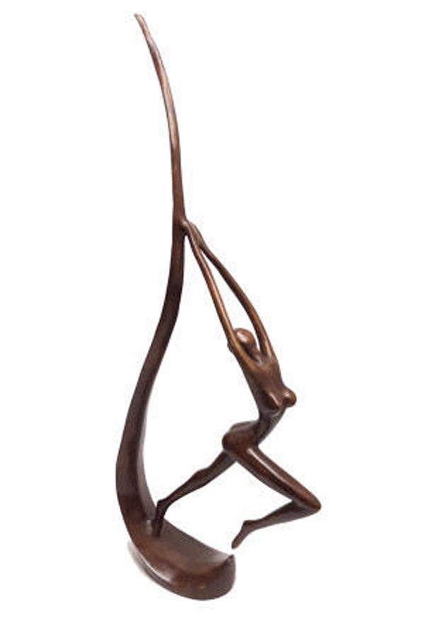 Bronzen sculptuur ” Allure ” klein formaat