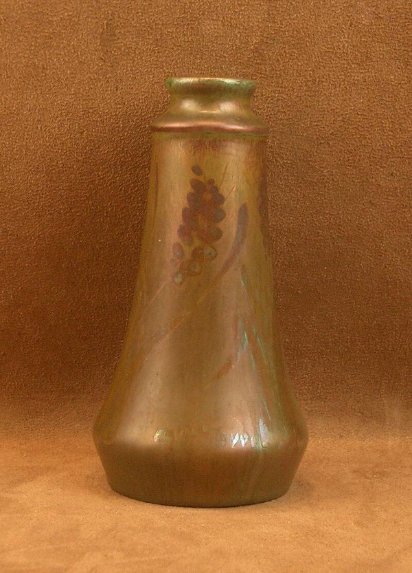 Vase en céramique irisée Art Nouveau signé Montières