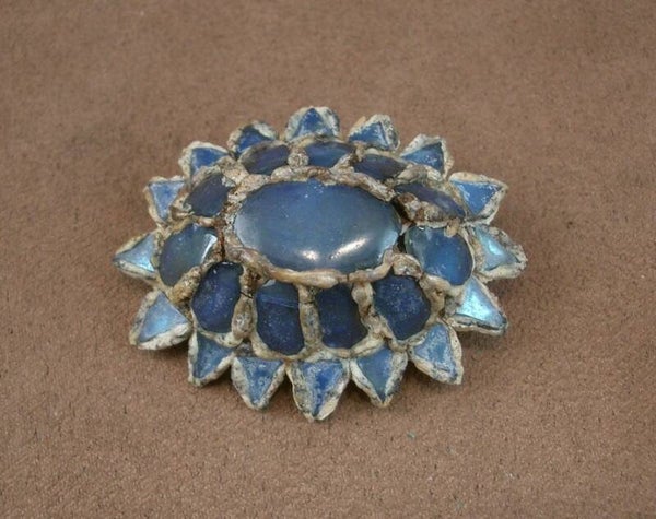 Broche ancienne en Talosel Line Vautrin (1913-1997)