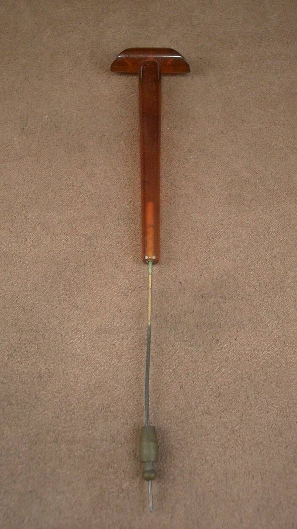 Epingle à chapeau ancienne en bakélite orange façon ambre