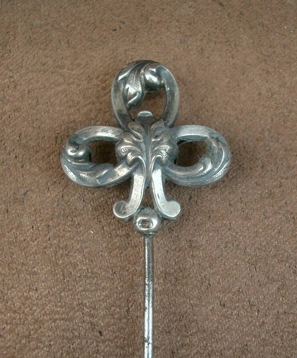 Epingle à chapeau ancienne Art Nouveau en argent