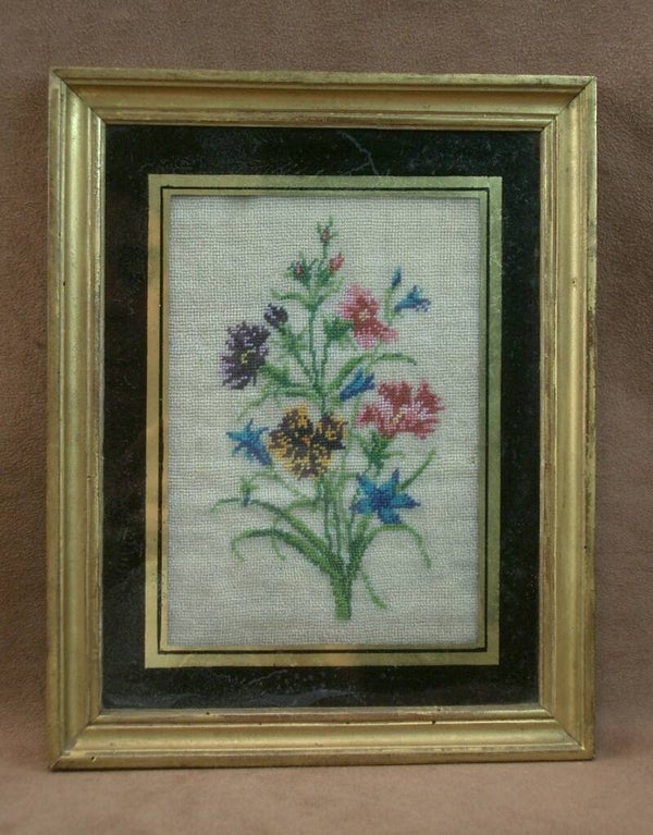 Tableau, travail de perles, broderie sablé , décor floral XIXe siècle