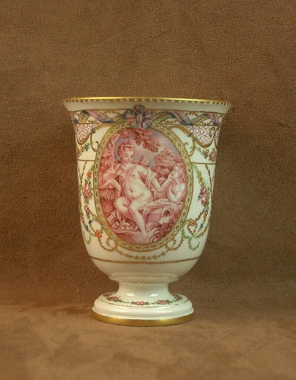 Exceptionnel Vase Tulipe en Porcelaine de Locré, fin du XVIIIe siècle
