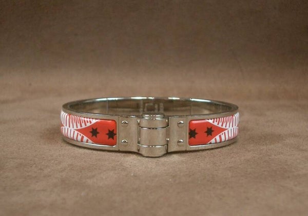 Bracelet Hermès Paris Jonc Clic Clac émail rouge et métal argenté