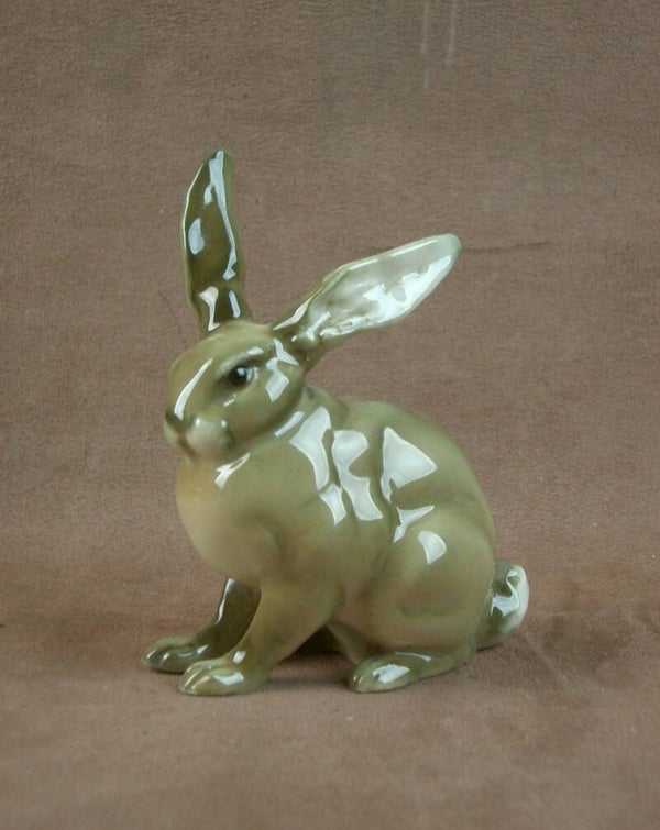 Lièvre en porcelaine Allemande Lorenz Hutschenreuther par Karl Tutter