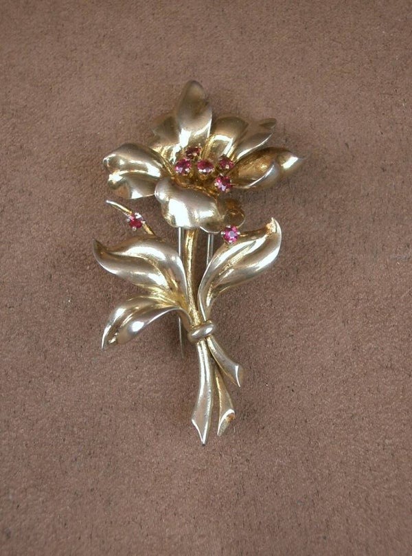 Pince à foulard ancienne en vermeil Art Nouveau 1900 forme florale