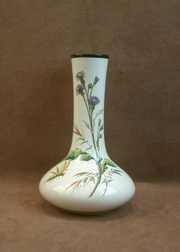 Vase Art Nouveau en faience de Sarreguemines décor végétal et insectes