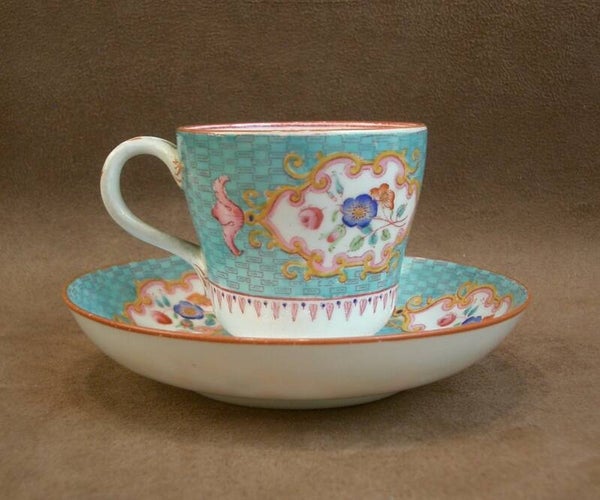 Tasse en porcelaine anglaise #9