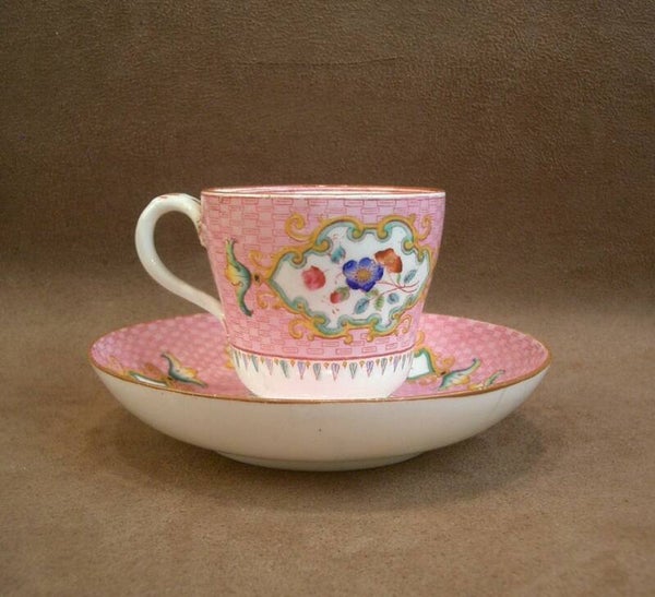 Tasse en porcelaine anglaise #10